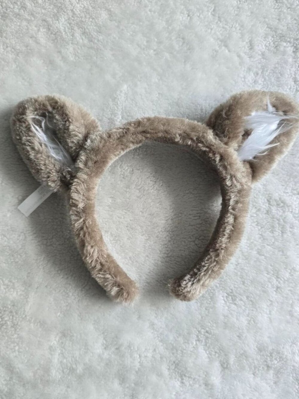faux fur bunny / cat ears headband with white feathers